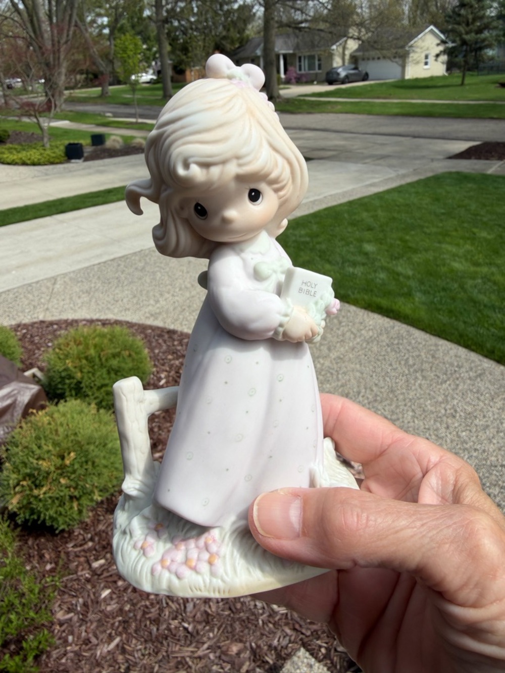 Vintage Precious Moments Figurine The Voice of Spring 1984